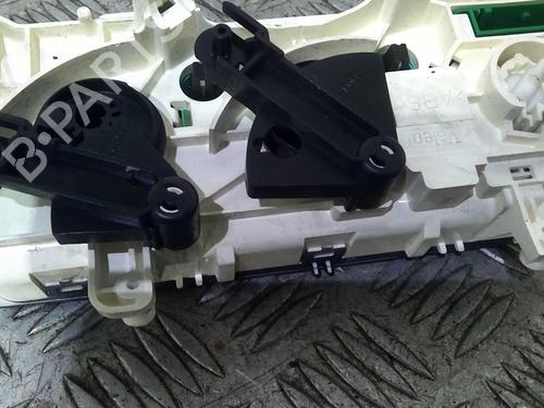 Used Climate control RENAULT CLIO II (BB_, CB_) 1.2 (BB0A, BB0F, BB10, BB1K, BB28, BB2D, BB2H, CB0A,... (58 hp) 20357324