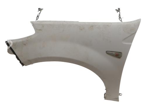 Used Left front fenders DACIA SANDERO 1.4 (BS0C, BS0A, BS0G, BS1F, BS0E) (75 hp) 31983788