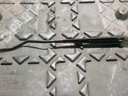 Used Front windshield wiper arm CITROËN XSARA (N1) 2.0 HDi 90 (90 hp) 21557994
