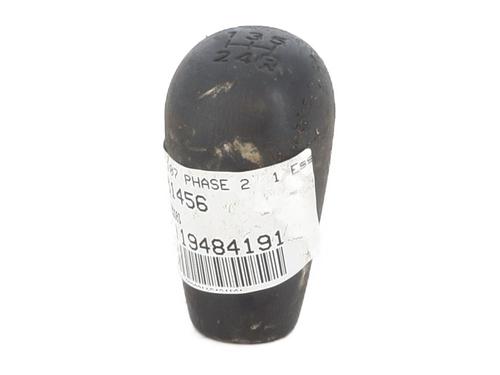 Gearknop PEUGEOT 107 (PM_, PN_) 1.0 (68 hp) 31818181