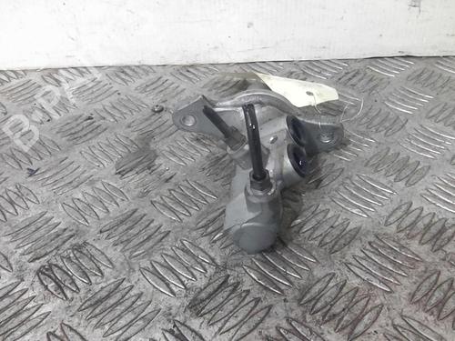 Used Brake master cylinder RENAULT CLIO IV (BH_) 1.5 dCi 75 (75 hp) 20352257