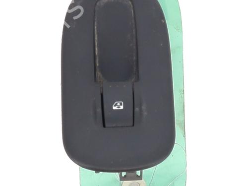 Used Right front window switch Right front window switch RENAULT MASTER III Van (FV) 2.3 dCi 145 FWD (FV0E, FV0F, FV0H, FV02, FV0M, FV0S,... (146 hp) 29560070 29560070