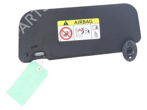 right-sun-visor-toyota-aygo-x-_b7_-2022-31655287 main image