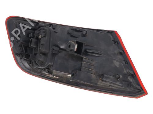 Used Right taillight Right taillight 33057302 33057302