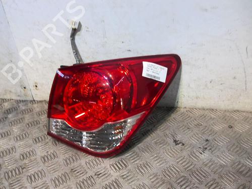 Right taillight CHEVROLET CRUZE (J300) 2.0 CDI | BP22005357C35