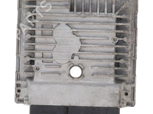 Used Engine control unit (ECU) AUDI A1 (8X1, 8XK) 1.6 TDI (105 hp) 29744546