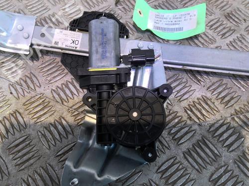 Front right window mechanism DACIA SANDERO II TCe 90 (B8M1, B8MA, B8AC) | BP20365575C23 