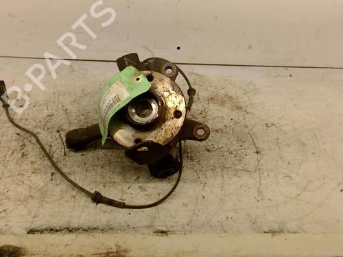 Used Right front steering knuckle Right front steering knuckle TOYOTA AYGO (_B4_) 1.0 (KGB40) (69 hp) 33418764 33418764