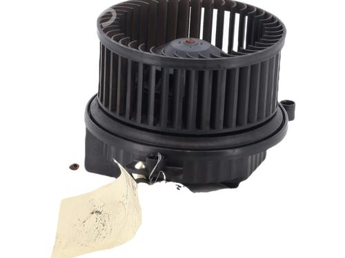 Used Heater blower motor Heater blower motor AUDI A4 B7 Avant (8ED) 2.0 TDI 16V (140 hp) 39957666 39957666