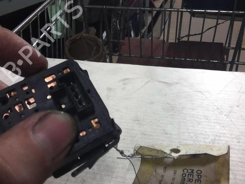 Used Steering column stalk Steering column stalk OPEL MERIVA A MPV (X03) 1.6 16V (E75) (100 hp) 22001393 22001393