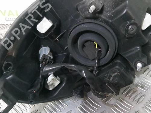Used Right headlight NISSAN MICRA III (K12) 1.2 16V (65 hp) 20358081