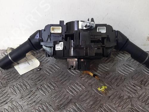 Used Steering column stalk Steering column stalk MAZDA 2 (DE_, DH_) 1.4 MZR-CD (68 hp) 20360109 20360109