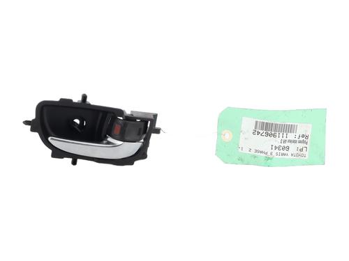 Used Rear right interior door handle TOYOTA YARIS (_P13_) 1.4 D (NLP130_, NLP130) (90 hp) 29197138