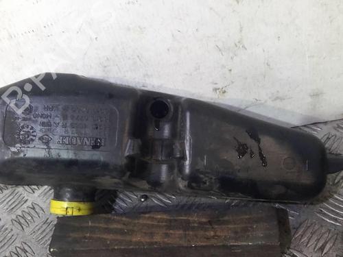 Used Windscreen washer tank DACIA SANDERO II 1.0 SCe 75 (B8JC, B8JD) (73 hp) 20353717