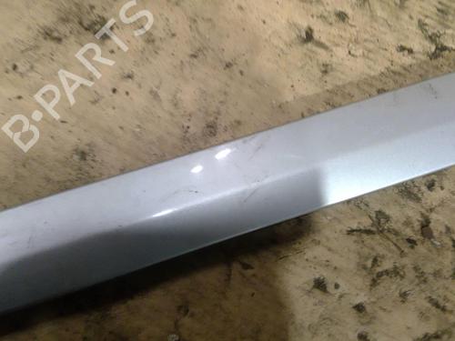 door-moulding-trim-mercedes-benz-c-class-w203-2000-2001-2002-2003-2004-2005-2006-2007-31979617 main image