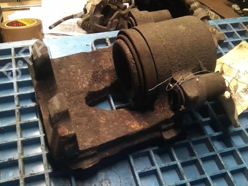 Used Left front brake caliper VW POLO (9N_, 9A_) 1.4 TDI (70 hp) 22001181