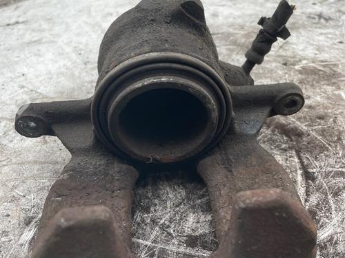 Used Right front brake caliper Right front brake caliper 37867577 37867577