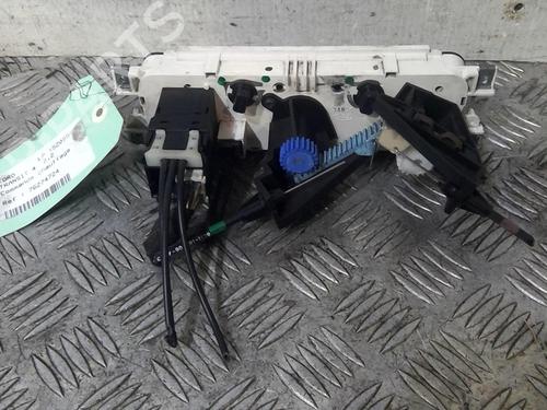 Used Climate control Climate control FORD TRANSIT Bus (FD_ _, FB_ _, FS_ _, FZ_ _, FC_ _) 2.2 TDCi (140 hp) 20361810 20361810