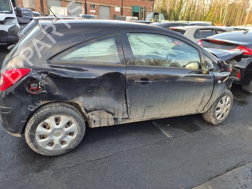 Third brake light OPEL CORSA D (S07) 1.3 CDTI (L08, L68) | BP31878647L11