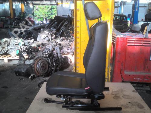 Right front seat BMW 1 (F20) | BP33738208C16 - Image 5