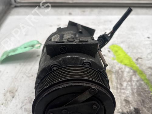Used AC compressor AC compressor RENAULT ESPACE IV (JK0/1_) 2.0 dCi (JK02, JK03) (131 hp) 39986447 39986447