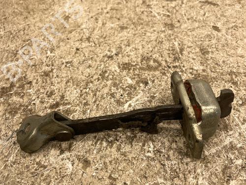 Used Hinge/Door check strap Hinge/Door check strap TOYOTA AYGO (_B1_) 1.0 (KGB10_, KGB10R) (68 hp) 36656743 36656743