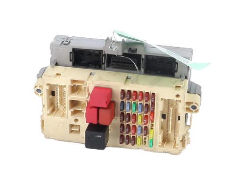 Used Fuse box PEUGEOT BOXER Van 2.2 HDi 120 (120 hp) 26598863