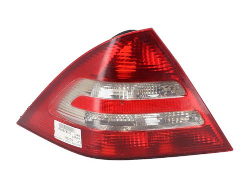 Used Left taillight MERCEDES-BENZ C-CLASS (W203) C 200 CDI (203.007) (122 hp) 31983692