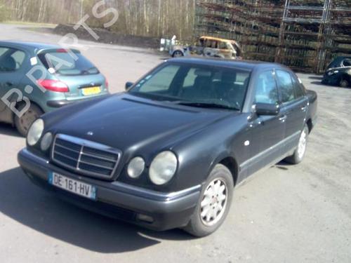 Left taillight MERCEDES-BENZ E-CLASS (W210) E 220 D (210.004) | BP21999726C34 