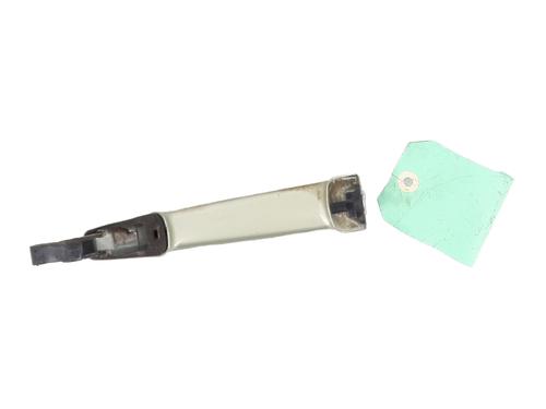 Rear left exterior door handle PEUGEOT 407 (6D_) 2.0 HDi 135 (6DRHRH, 6DRHRE, 6DRHRG, 6DRHRJ) | BP27884696C130 