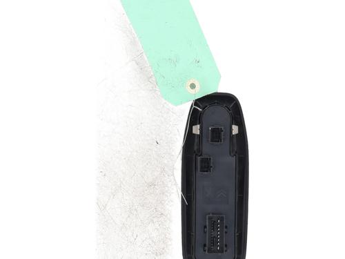 Left front window switch PEUGEOT 208 I (CA_, CC_) 1.2 THP 110 | BP27578633I27 - Image 4