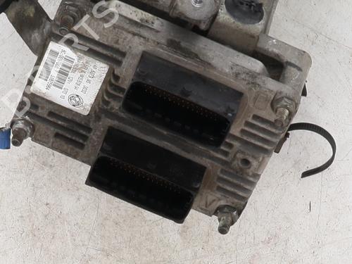 Engine control unit (ECU) FIAT 500 (312_) 1.2 (312AXA1A) | BP27811175M57 