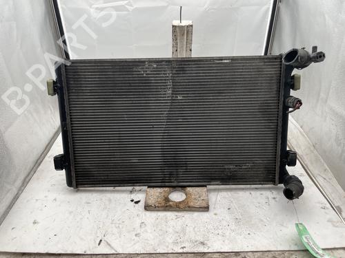 Used Water radiator Water radiator 38090072 38090072
