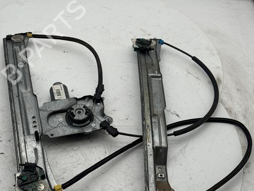 front-right-window-mechanism-renault-clio-iii-br01-cr01-2005-2006-2007-2008-2009-2010-2011-2012-2013-2014-34000140 main image