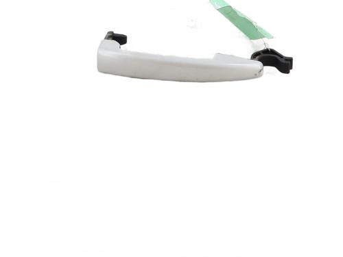 Used Front right exterior door handle PEUGEOT 208 I (CA_, CC_) 1.2 VTI 82 (82 hp) 28504524