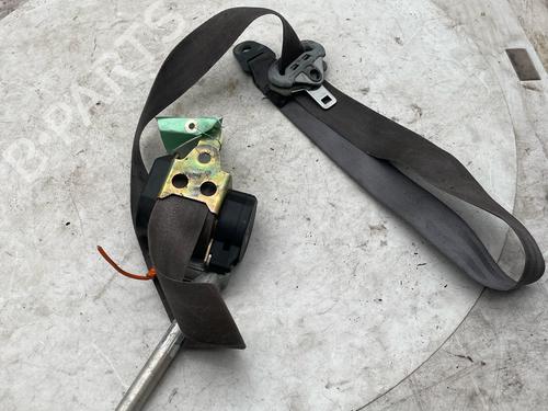 Used Front right seatbelt Front right seatbelt 37245850 37245850