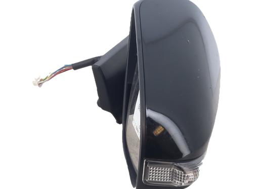 right-mirror-toyota-c-hr-_x1_-2016-39519182 main image