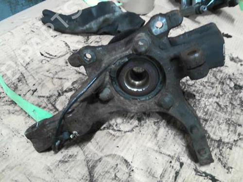 Used Left front steering knuckle Left front steering knuckle OPEL ZAFIRA / ZAFIRA FAMILY B (A05) 1.9 CDTI (M75) (100 hp) 29919720 29919720