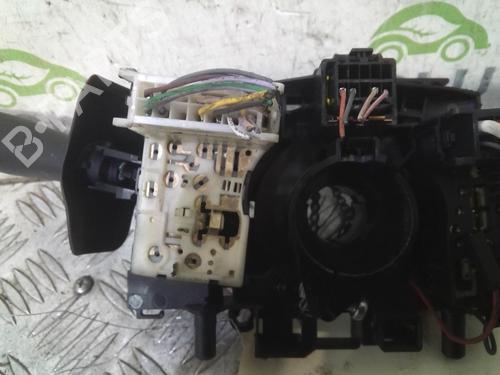 Used Steering column stalk RENAULT CLIO II (BB_, CB_) 1.2 (BB0A, BB0F, BB10, BB1K, BB28, BB2D, BB2H, CB0A,... (58 hp) 21728174