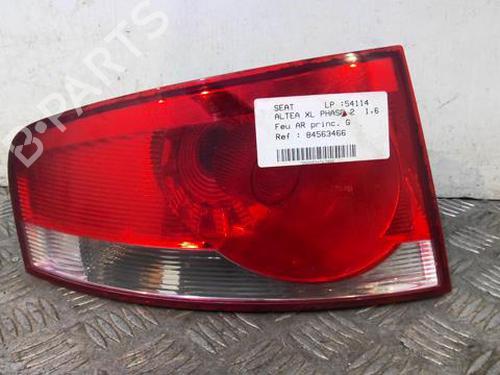 Used Left taillight Left taillight 20361032 20361032