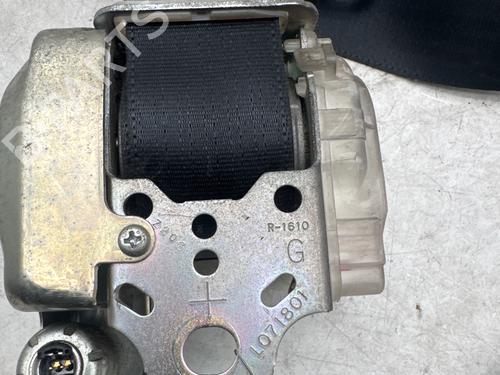 Used Front left seatbelt Front left seatbelt 37246039 37246039