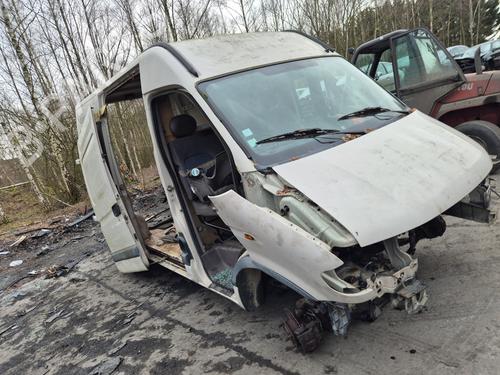 Front left door window RENAULT MASTER II Van (FD) 2.5 D (FD0A, FD0E, FD2E, FD3E) | BP32396260C18