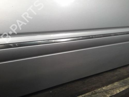 Used Left front door Left front door MERCEDES-BENZ E-CLASS (W210) E 270 CDI (210.016) (170 hp) 20369671 20369671