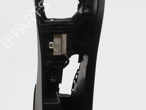 Middle console RENAULT MEGANE III Hatchback (BZ0/1_, B3_) 1.5 dCi (BZ0C) | BP29493127I22 