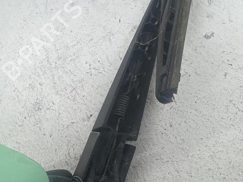 Used Rear windshield wiper arm Rear windshield wiper arm PEUGEOT 5008 II (MC_, MJ_, MR_, M4_) 1.2 THP (MRHNYH, MRHNYW, MRHNSJ, MRHNSU, MRHNSM) (131 hp) 36761161 36761161