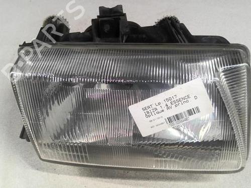 Used Right headlight SEAT IBIZA II (6K1) 1.4 i (60 hp) 20363273