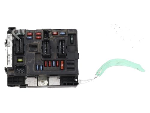 Used Fuse box Fuse box 26448155 26448155