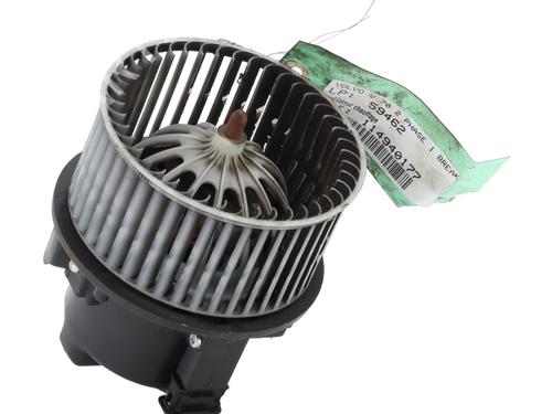 Used Heater blower motor Heater blower motor VOLVO V70 III (135) D5 (185 hp) 30261729 30261729