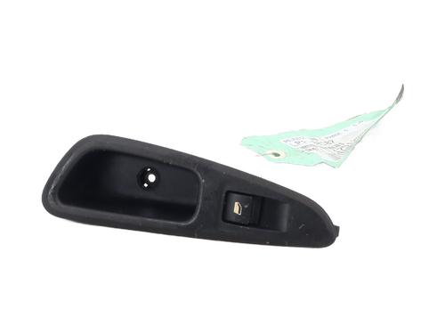 Mando elevalunas trasera derecho PEUGEOT 308 I (4A_, 4C_) 1.6 HDi (109 hp) 31704318