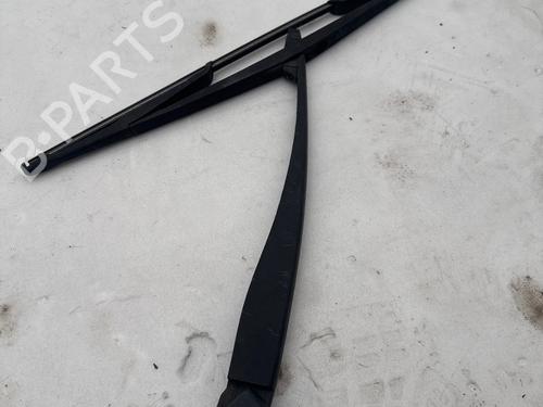 Used Rear windshield wiper arm Rear windshield wiper arm 37418526 37418526